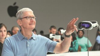 Apple and Anthropic Team Up on AI Coding Tool